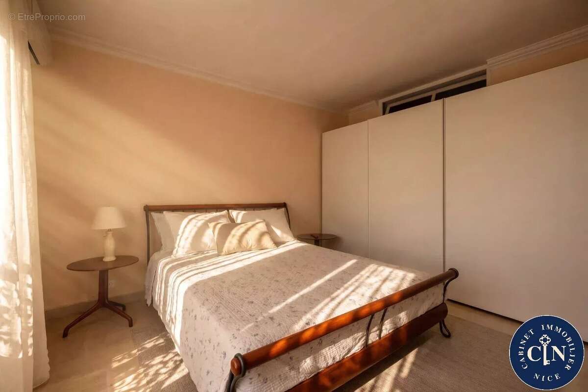 Appartement 71 m² à Nice  - photo 7