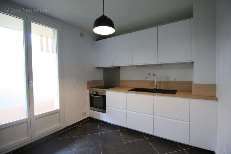 Appartement RDC Le Pont De Beauvoisin 3 pièce(s) 66 m2 - photo 3