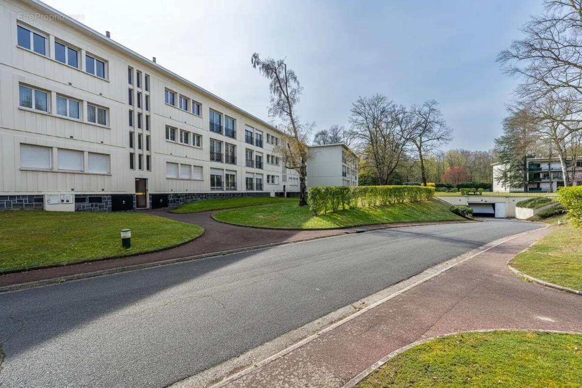 Appartement à GOUVIEUX