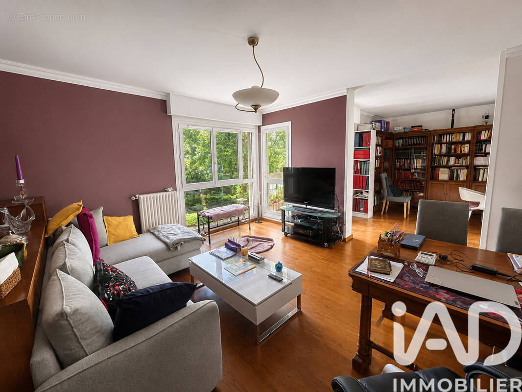 Photo 1 - Appartement à LES ULIS