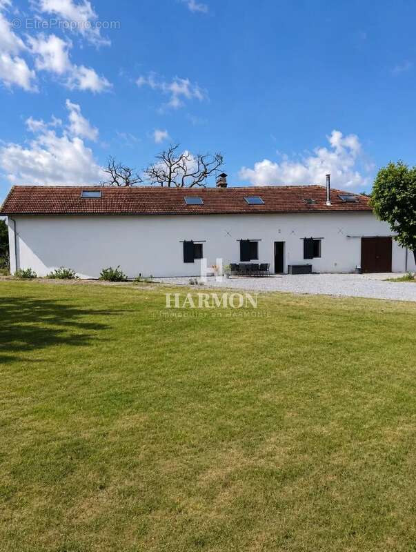Harmon à vendre : Authentique propriété de charme entièrement rénovée – 271 m² habitables sur plus de 9 hectares - photo 13