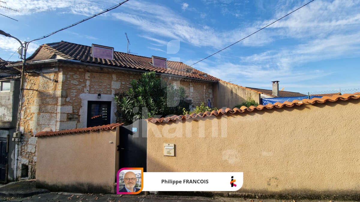 Maison à RIBERAC