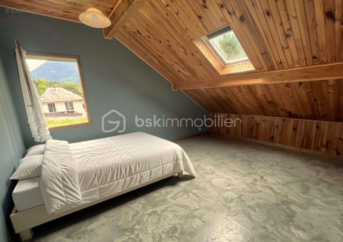 Maison 174 m² 7 pieces, avec dépendance attenante - photo 9