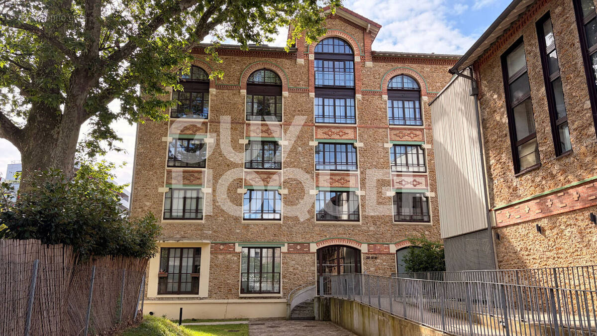 Appartement à IVRY-SUR-SEINE