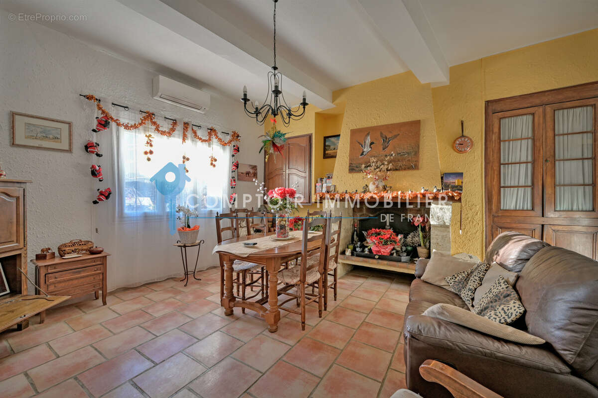 A vendre dept 30 (gard) beauvoisin maison de village 4 chambres jardin et grand garage - photo 4