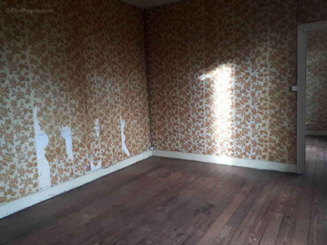 Maison à AVAILLES-LIMOUZINE