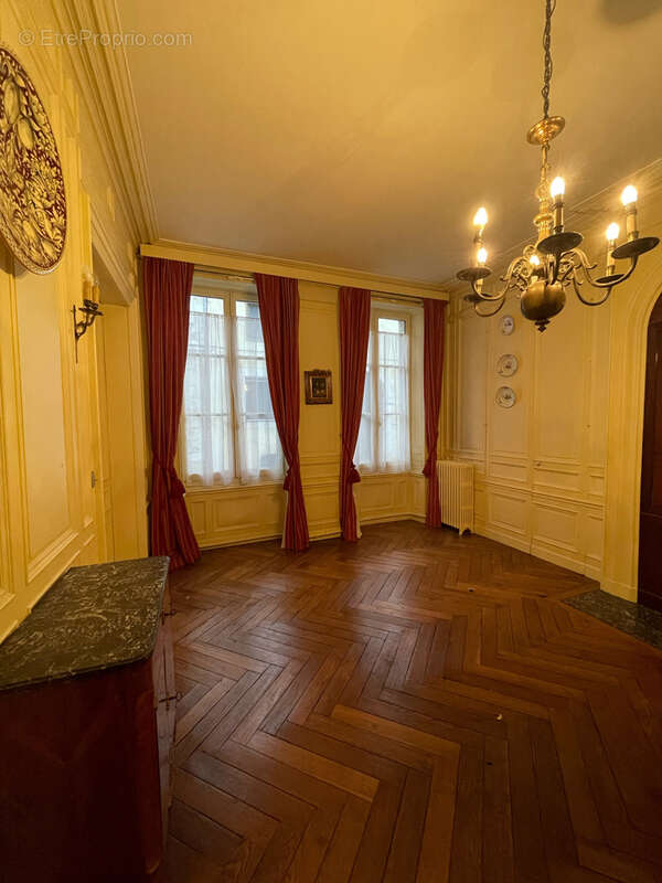 Maison à AUXERRE