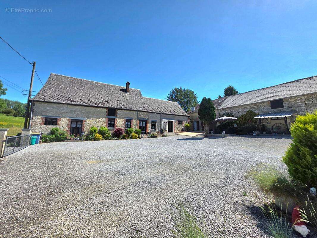 Maison 175 m² à Aubenton  - photo 4
