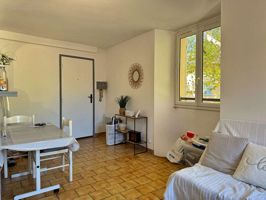 Appartement à LORGUES