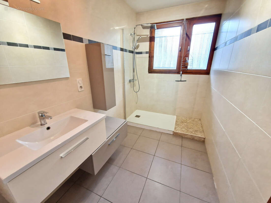 Maison à LA RAVOIRE