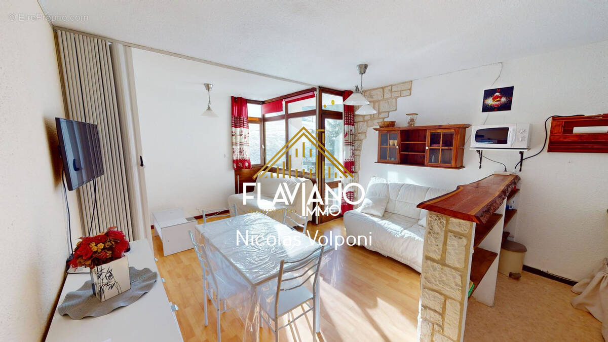 Appartement à LES THUILES