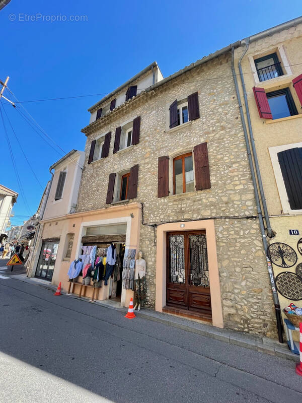 Maison à VAISON-LA-ROMAINE