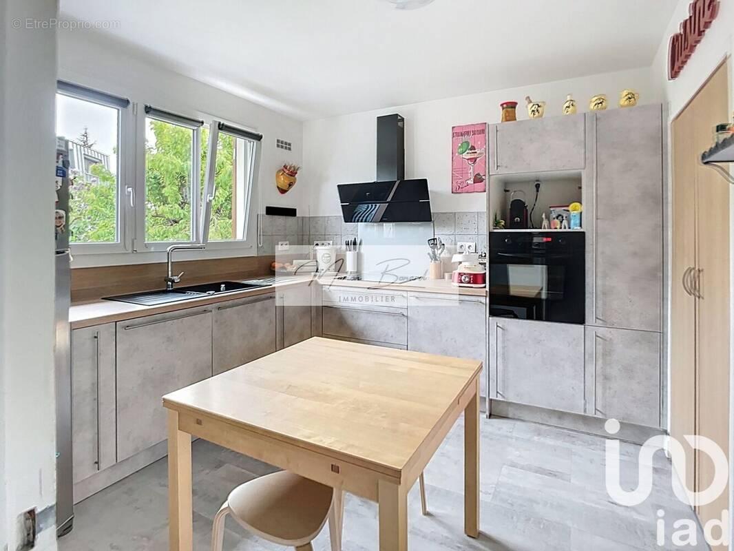 Photo 1 - Maison à BRY-SUR-MARNE