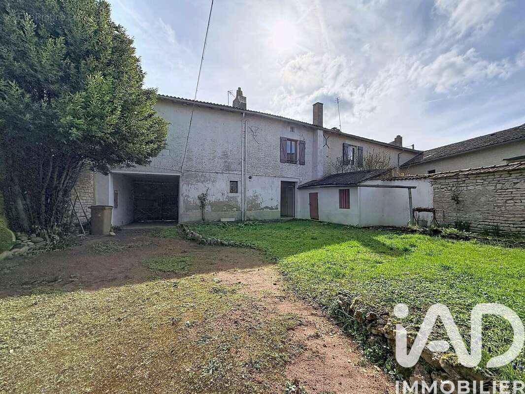 Photo 7 - Maison à NEUVILLE-DE-POITOU