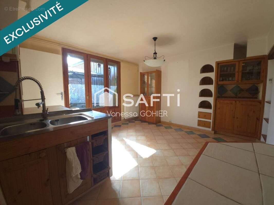 Photo 3 - Maison à LUCHE-PRINGE