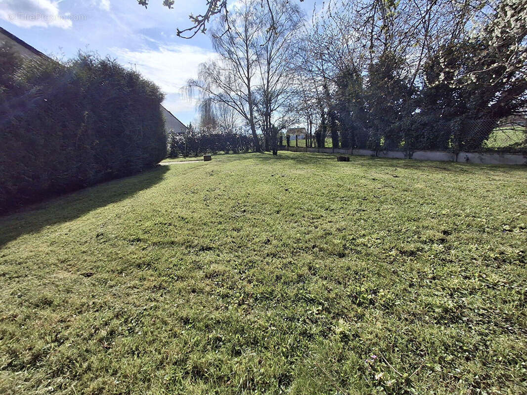 Maison à LE GAULT-SAINT-DENIS