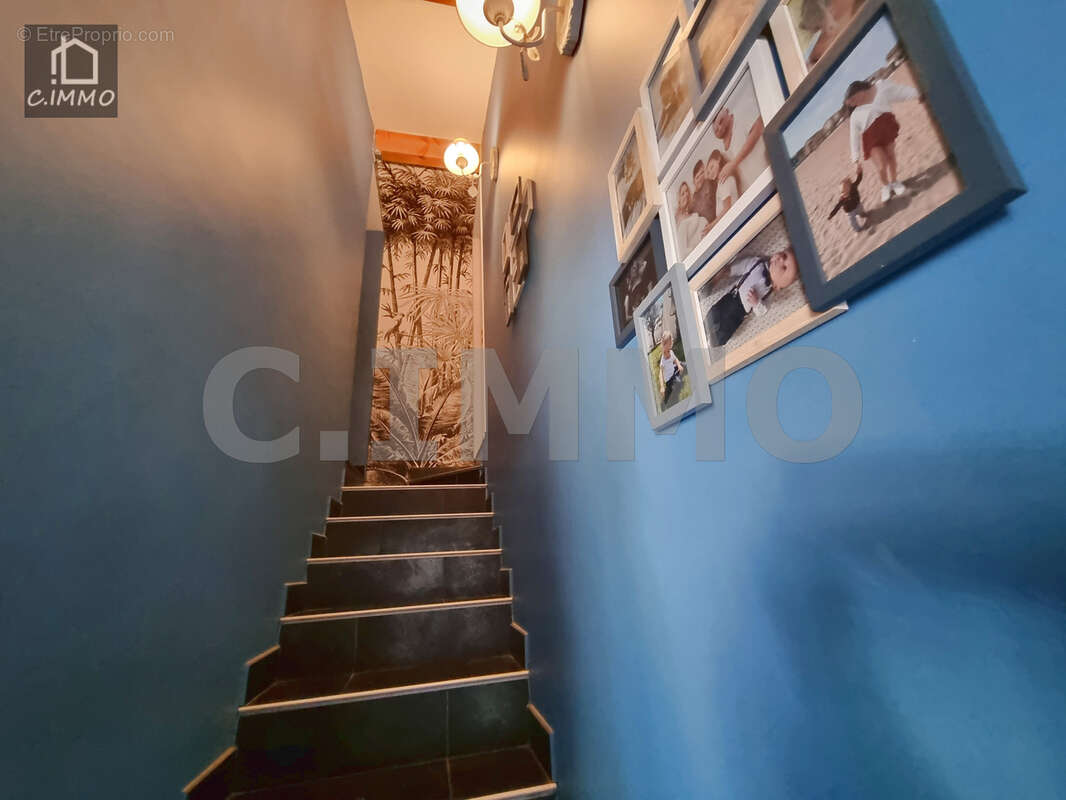 Maison à ABEILHAN