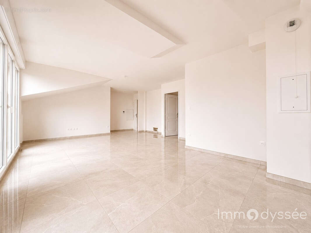 Appartement à LE PERREUX-SUR-MARNE