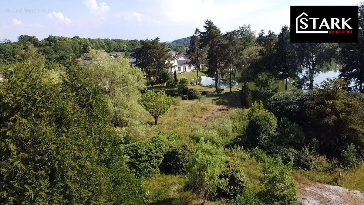 Terrain 3055 m² à Magny-Vernois  - photo 4