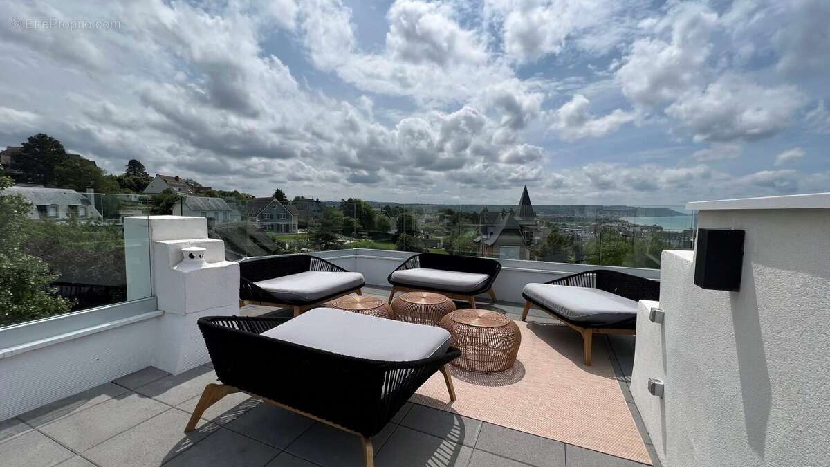 Maison à BENERVILLE-SUR-MER