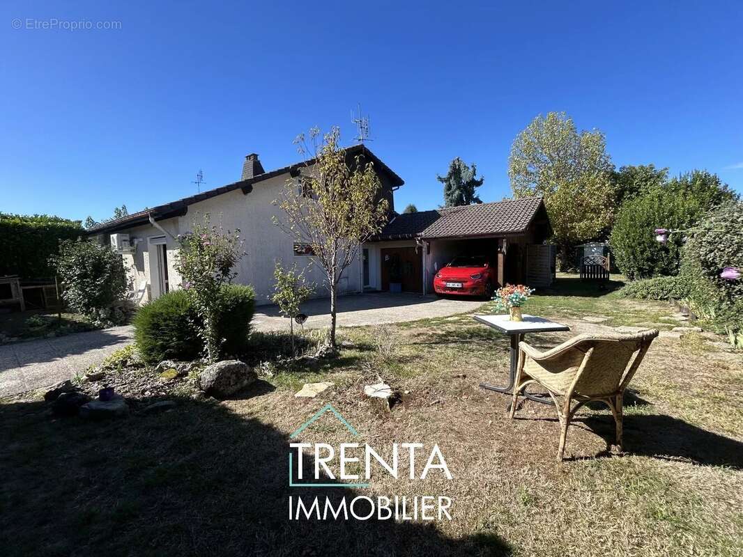 Maison à LE GRAND-LEMPS