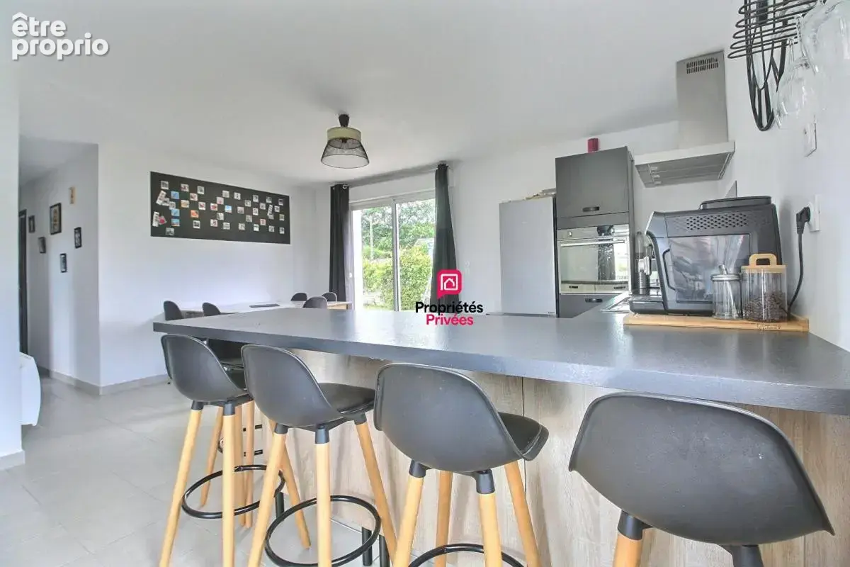 Maison 3 chambres 92 m² de plain pied avec piscine à Vacquieres - photo 8
