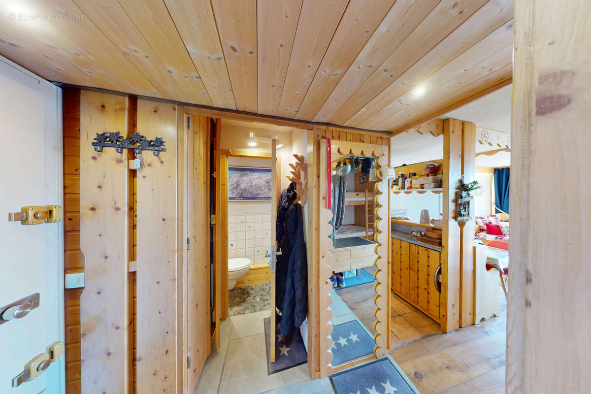 Exclusivite -arc 1800 2 pieces cabine 39m2 cave et parking - photo 6