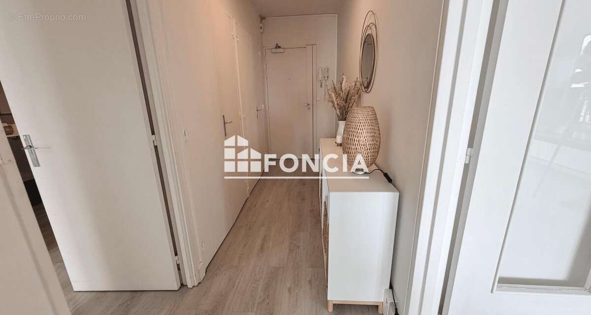 Place d’italie – 2 pieces en parfat etat avec terrasse (11 m2) – vue degagee - photo 18