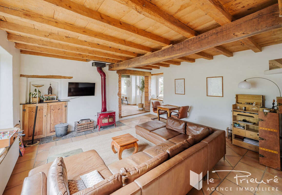 Maison à LESCURE-D'ALBIGEOIS