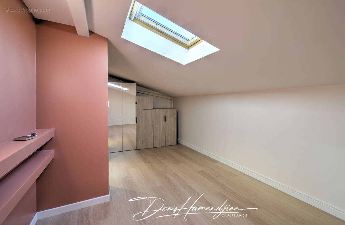 Maison à vendre 5 pièces - 4 Chambres - 122 m2 - FONTAINES SAINT MARTIN (69270) - photo 20