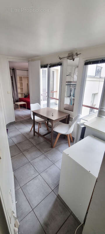 Appartement à PARIS-3E