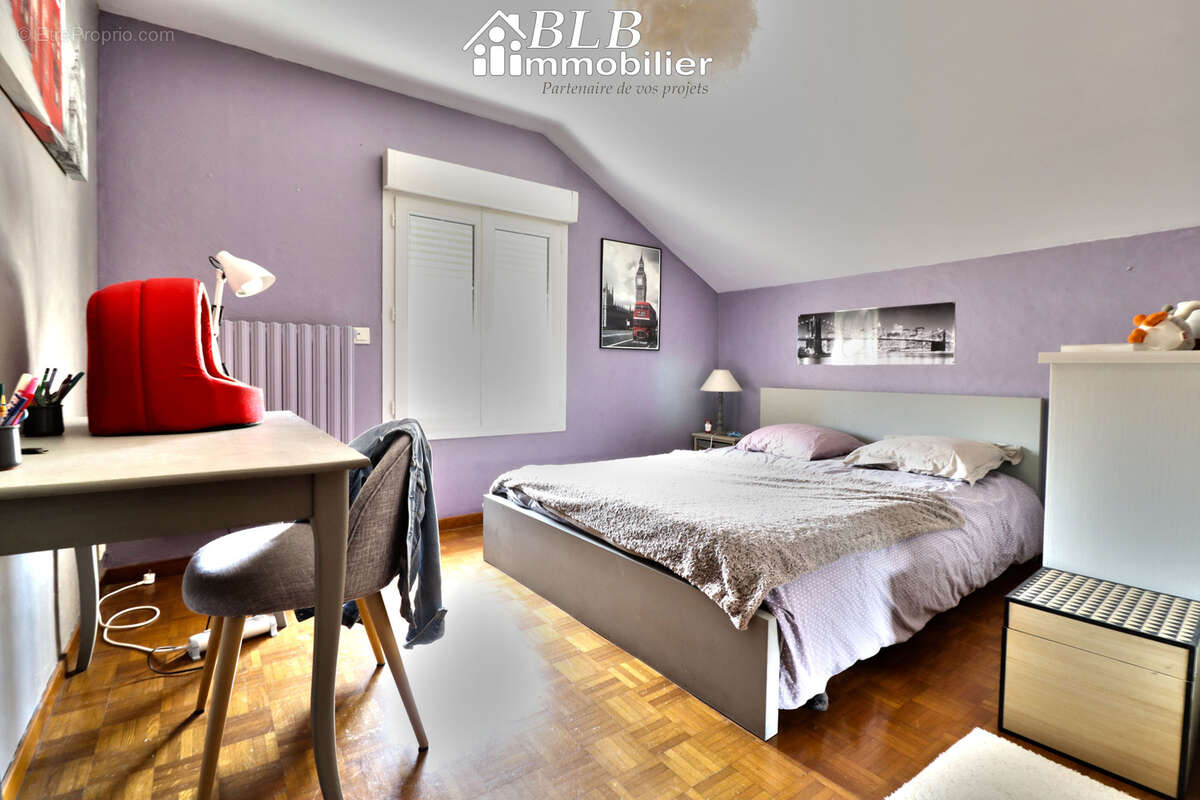 Maison à LE PERRAY-EN-YVELINES