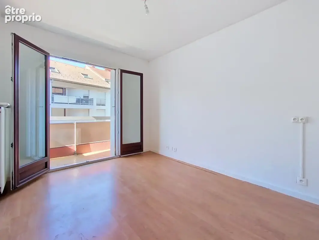 ANNECY - Avenue d'Aléry - T2 au 5ème étage avec balcon - photo 4