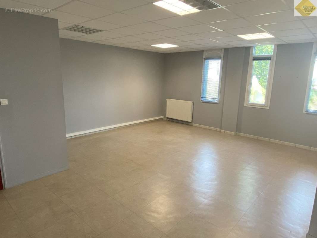 Commerce à POITIERS