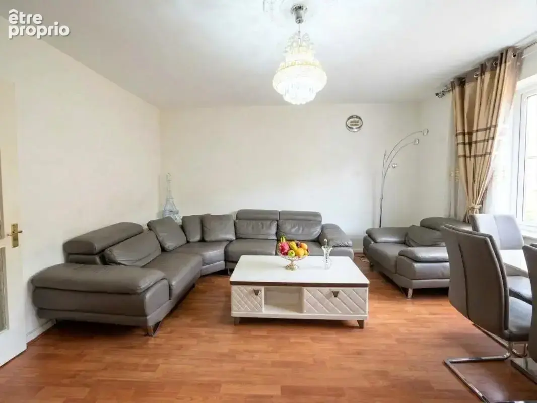 Epinay-sur-seine: appartement 2 chambres balcon parking cave proche enghien les bains - photo 3