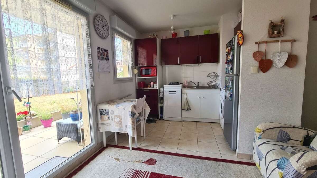 Investisseur – t2 vendu loué avec jardin, terrasse et garage – résidence le gouverneur (mâcon) - photo 4