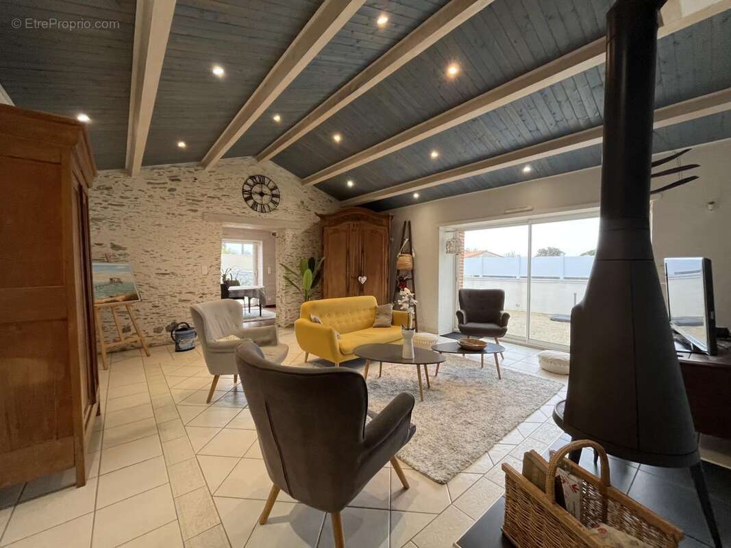 Maison à SAINT-MICHEL-CHEF-CHEF