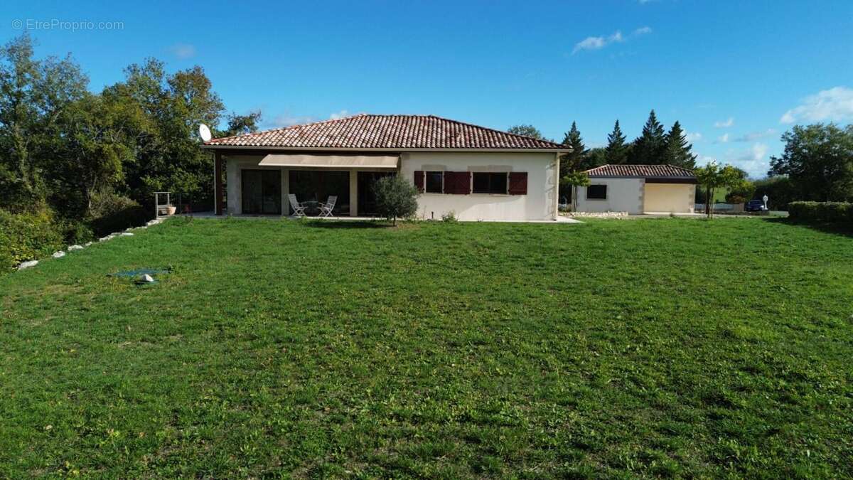 Maison à LALBENQUE