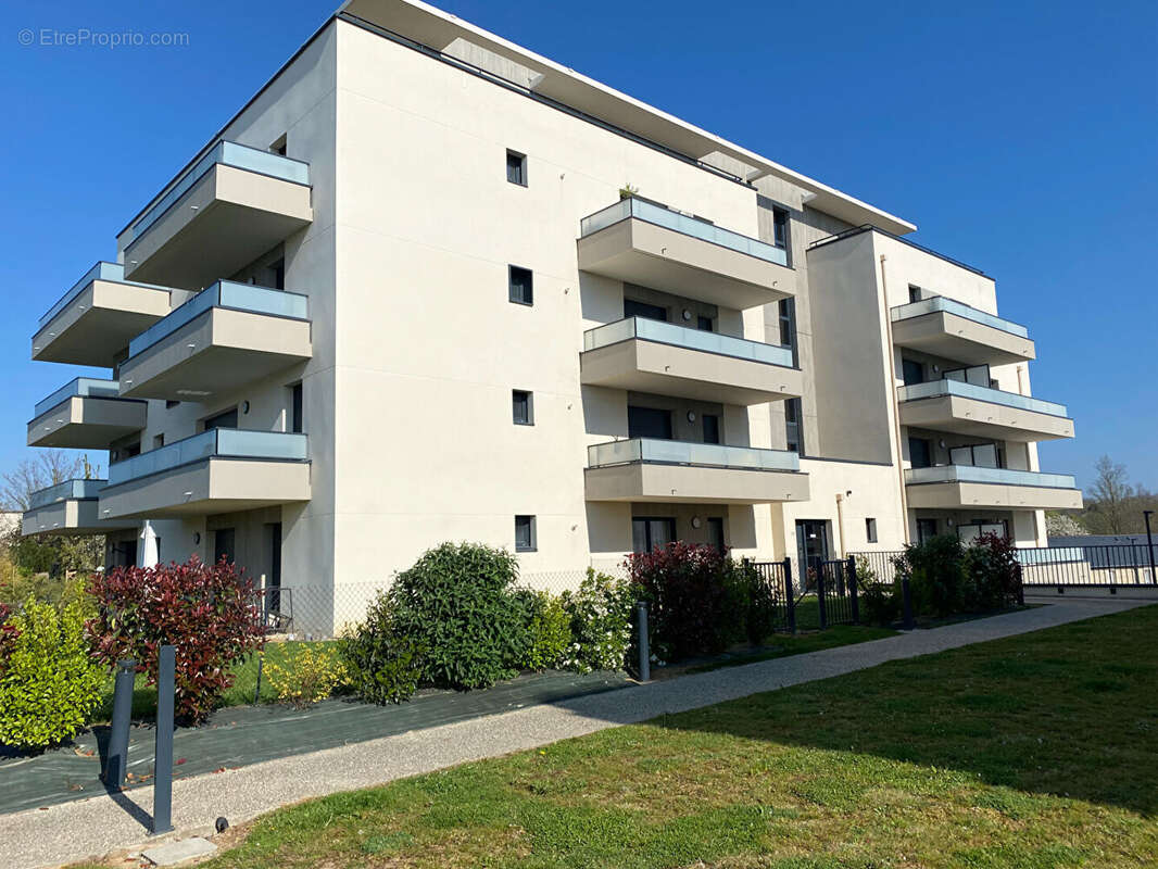 Appartement à MONDEVILLE