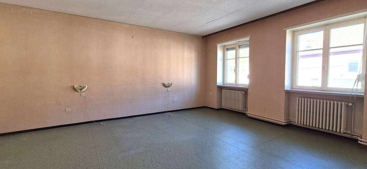 Maison 4 pièces 164 m², jardin, garage, cave - photo 8