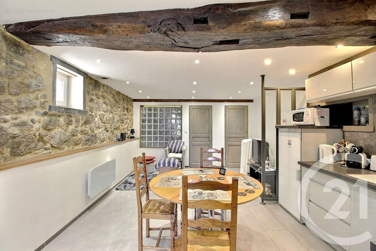Maison à LYAUD