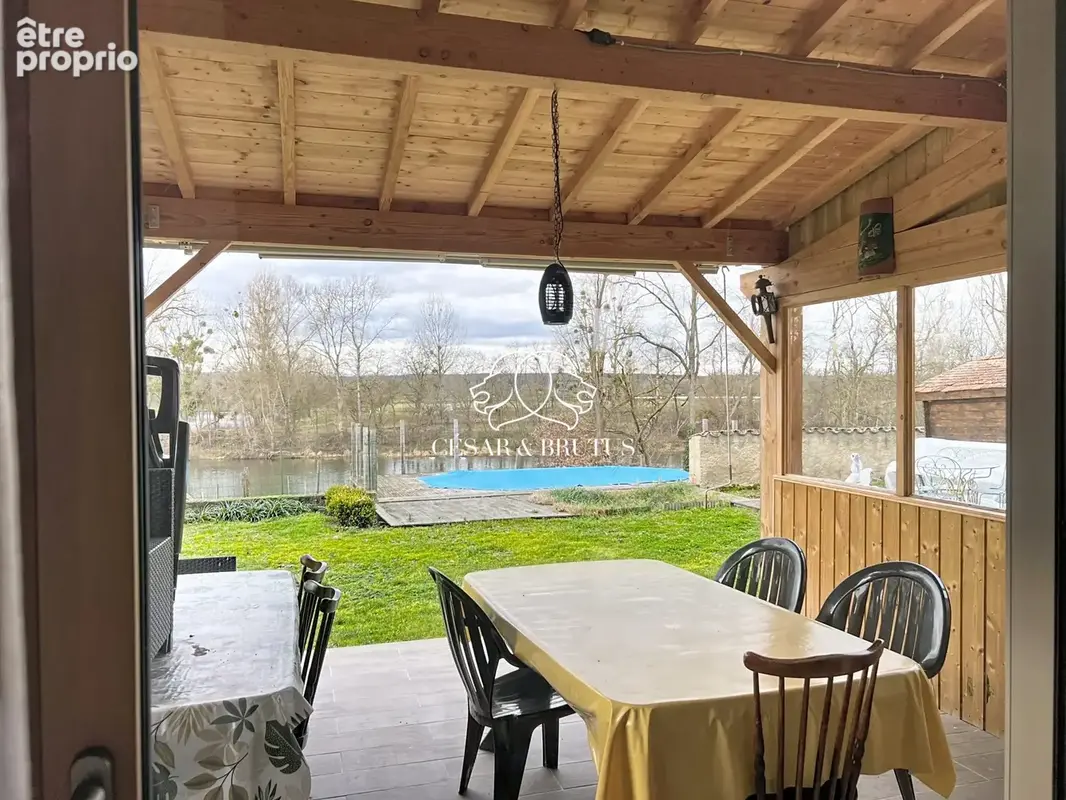 Maison 175 m² à Pouilly-Sous-Charlieu  - photo 9