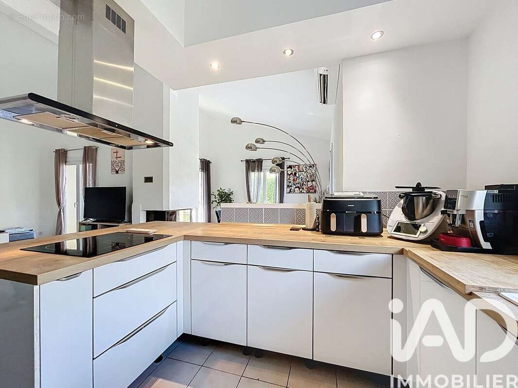 Photo 9 - Maison à TOURRETTES