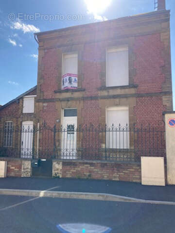 Maison à CHARLEVILLE-MEZIERES