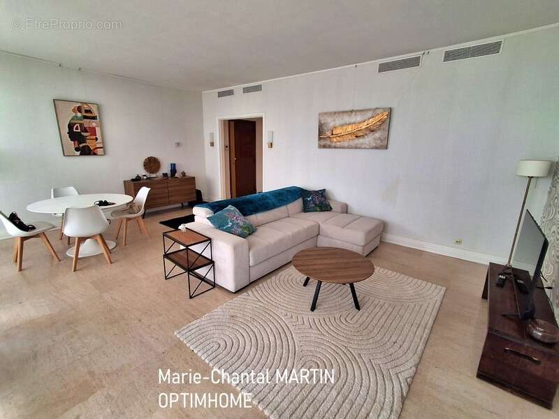 Appartement à MARSEILLE-8E