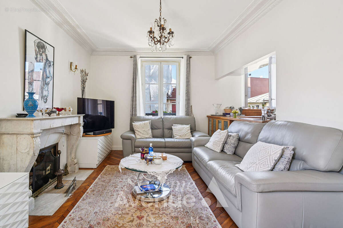 Appartement à ENGHIEN-LES-BAINS