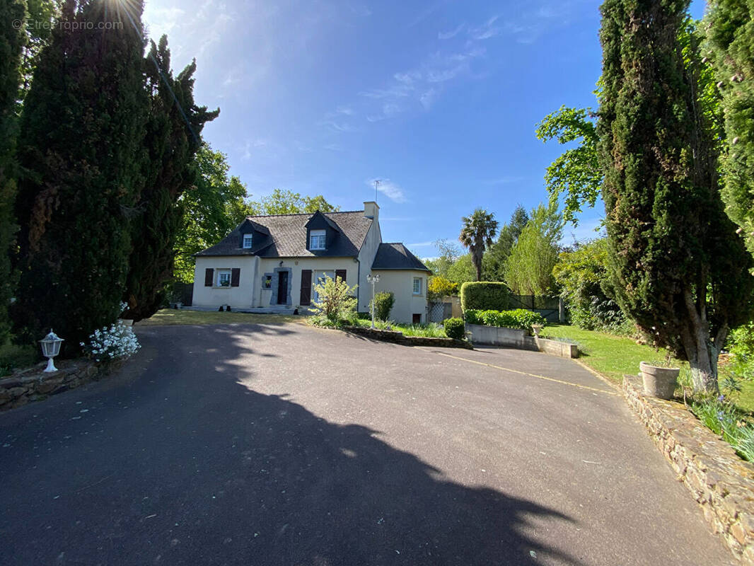 Maison à MINIAC-MORVAN