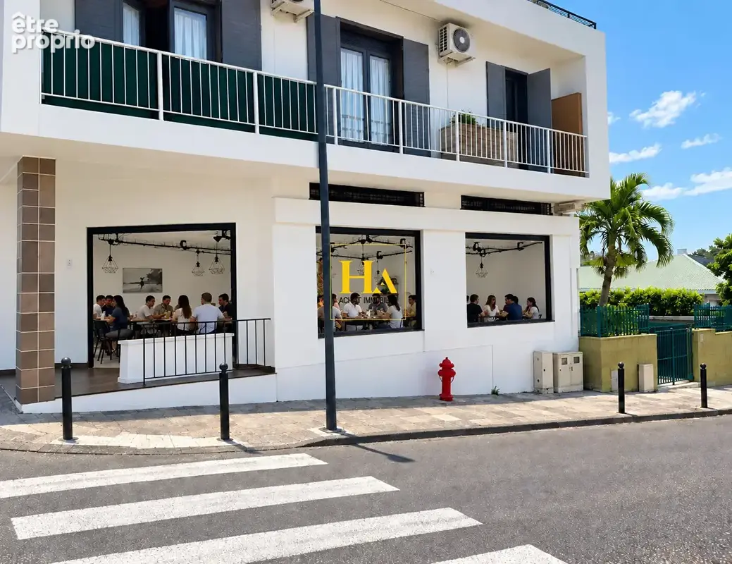 Commerce à SAINT-PIERRE