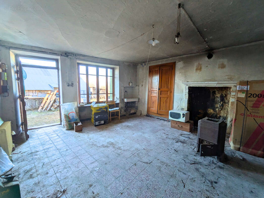 Maison à SAINT-MICHEL-DE-CHAILLOL