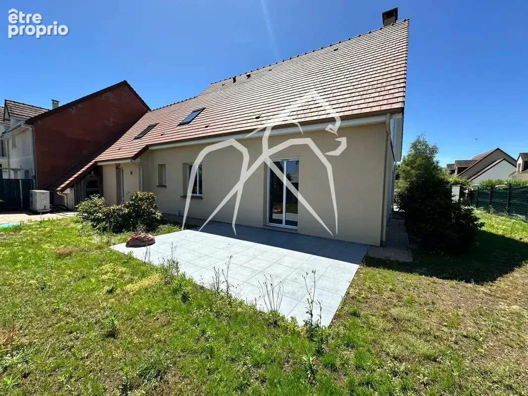 Maison à SAINT-ETIENNE-DU-ROUVRAY